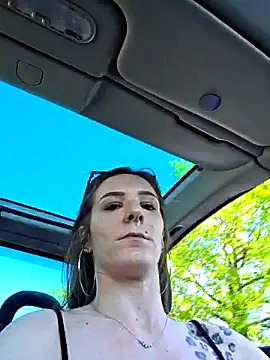 Ladykimberly XOXO online show from April 8, 3:01 pm