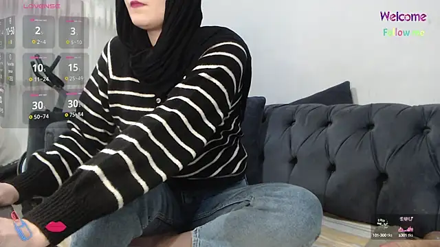 Snapshot of MelisKayaa chatting on December 12, 8:10 pm MelisKayaa online show from December 12, 8:10 pm