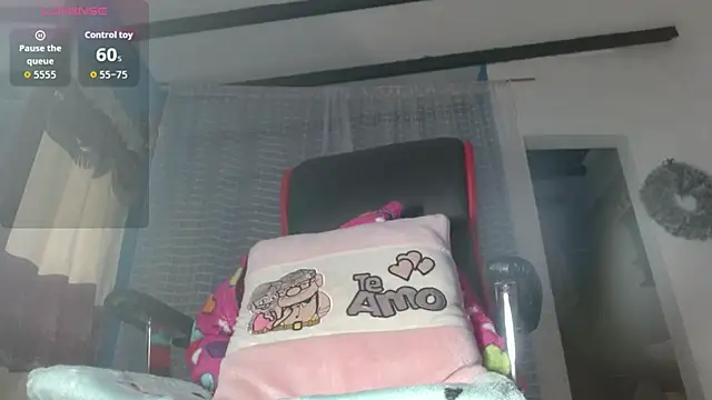 wendy rivera  online show from October 26, 11:16 am