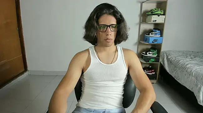 imtonny19 online show from January 31, 1:54 am