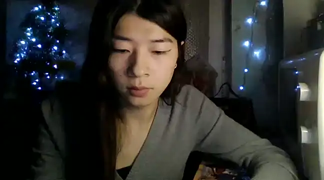 CarlyJoy online show from January 14, 6:49 pm