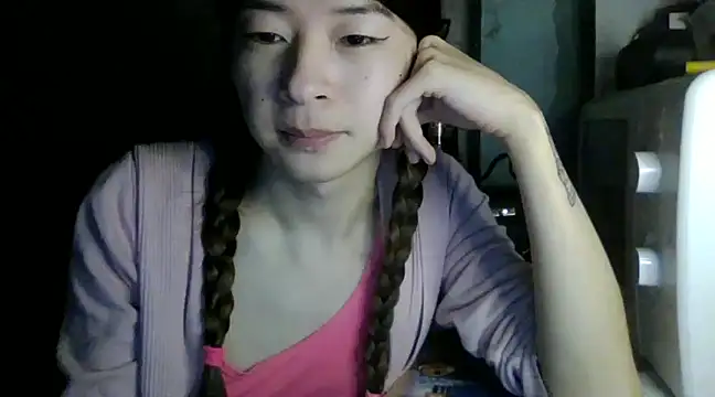 CarlyJoy online show from February 9, 6:26 pm