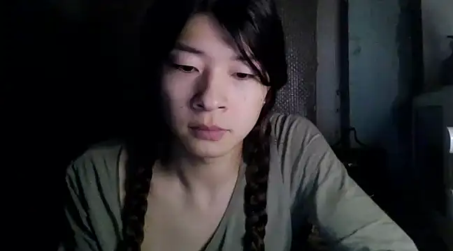 CarlyJoy online show from February 27, 3:48 pm