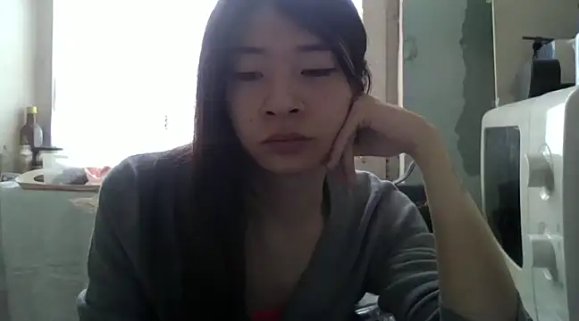 CarlyJoy online show from March 9, 9:24 am