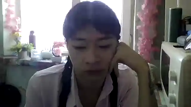 CarlyJoy online show from April 13, 9:26 am