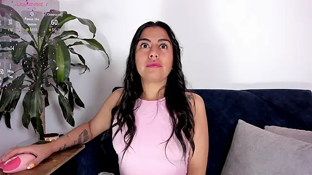 Snapshot of im_amber chatting on October 13, 1:11 pm im amber online show from October 13, 1:11 pm