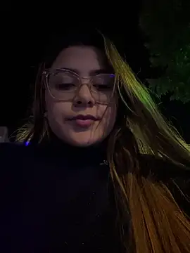 Snapshot of Natha_Fantasy chatting on December 22, 2:17 am Natha Fantasy online show from December 22, 2:17 am