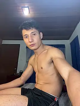 the littleangel1 online show from February 15, 8:43 pm