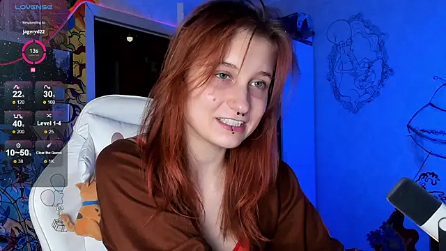 Sunny Mouse  online show from December 28, 4:30 pm