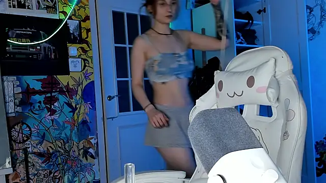 Sunny Mouse  online show from February 27, 7:26 pm