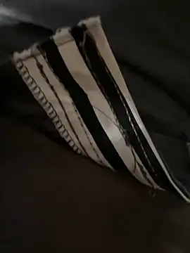 Yurt000 online show from March 10, 3:56 am