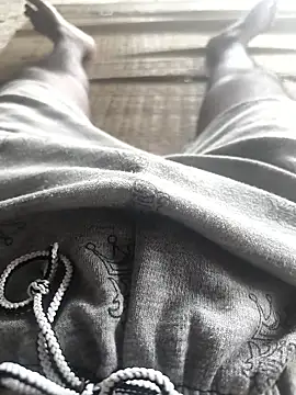 SILENT FUCKER 01 online show from March 3, 7:58 am