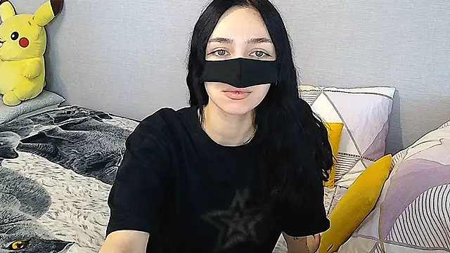 KathrineBerry online show from February 10, 11:55 pm