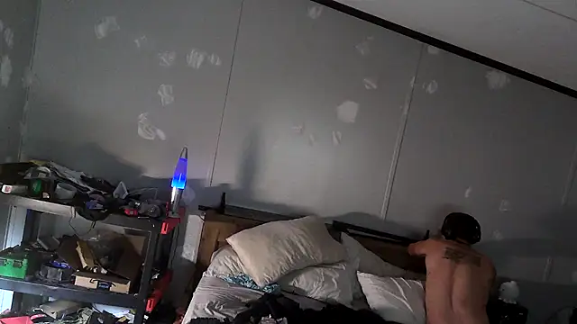 Bi curious86 online show from November 9, 6:55 am