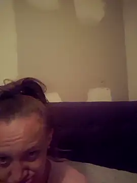 moodynympho online show from February 15, 12:36 pm