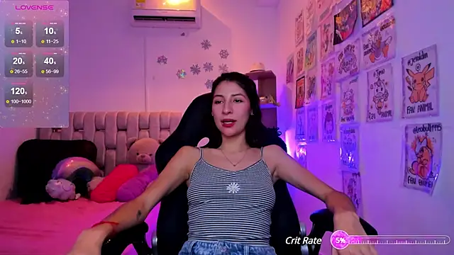 Snapshot of Gorgeous_Team chatting on March 10, 8:23 pm Gorgeous Team online show from March 10, 8:23 pm