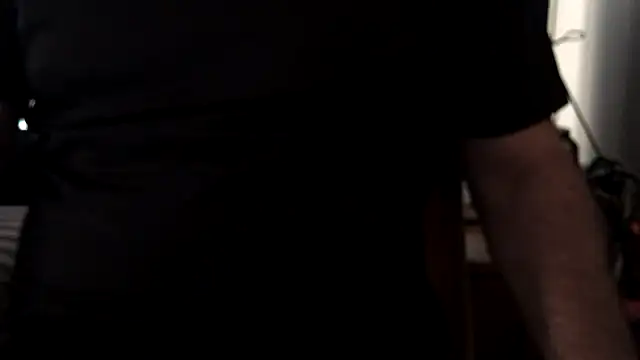 Snapshot of Ivanxx712 chatting on January 25, 11:32 pm Ivanxx712 online show from January 25, 11:32 pm