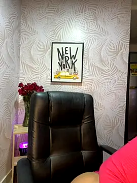 sexyyykloee online show from October 17, 4:59 am