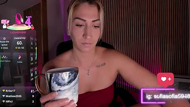 sofiah  online show from November 14, 6:23 am