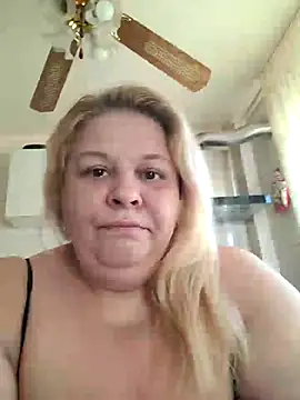 AriannaMilf online show from September 24, 6:39 am