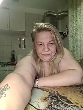 AriannaMilf online show from April 1, 8:06 pm