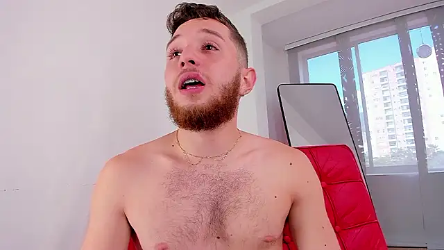 Snapshot of Juan_Castano chatting on December 7, 2:24 pm Juan Castano online show from December 7, 2:24 pm