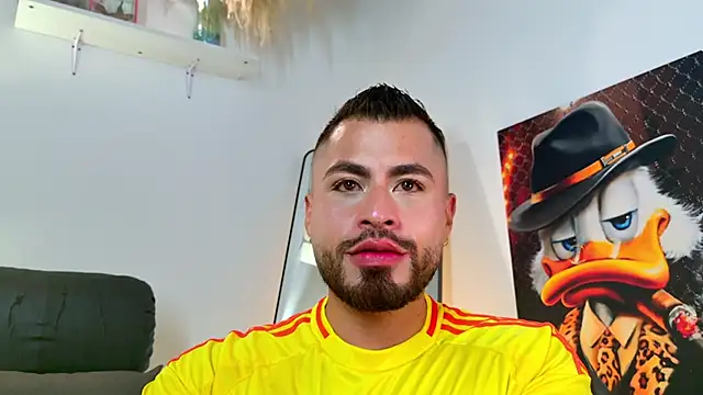 Juan Castano online show from March 26, 11:21 pm