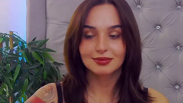 MeIisaLove online show from October 12, 6:51 pm