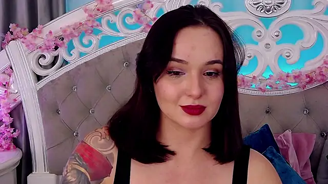 MeIisaLove online show from February 26, 7:24 pm