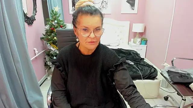 AerysMitch online show from January 8, 2:46 am