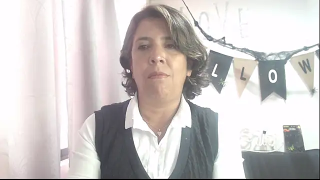 Snapshot of Victoria_meester chatting on October 15, 8:20 pm Victoria meester online show from October 15, 8:20 pm