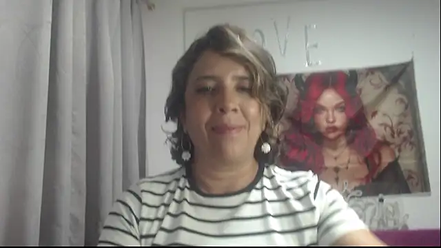 Snapshot of Victoria_meester chatting on November 23, 9:36 pm Victoria meester online show from November 23, 9:36 pm