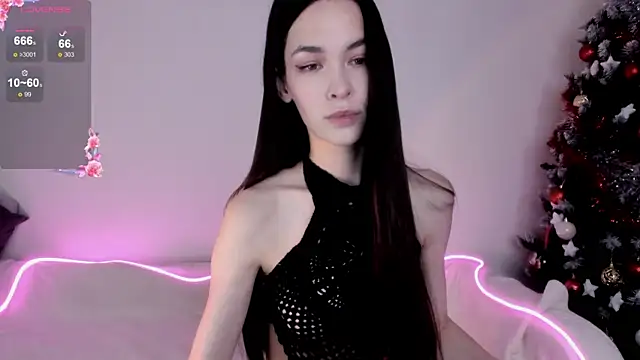 Snapshot of 666kisses chatting on January 23, 1:19 am 666kisses online show from January 23, 1:19 am