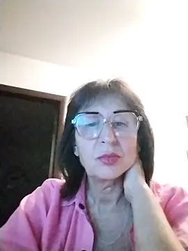 AlbinaXPretty online show from September 20, 7:15 pm