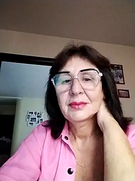 AlbinaXPretty online show from September 24, 8:28 am