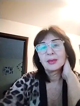 AlbinaXPretty online show from October 8, 6:22 am