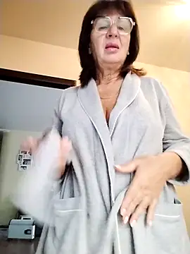 AlbinaXPretty online show from October 14, 7:42 am