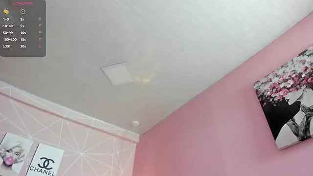 dolly zoe online show from October 13, 9:37 pm