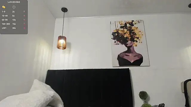 dolly zoe online show from March 30, 5:08 am