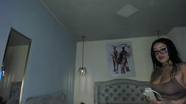 ayshel   online show from October 27, 8:35 pm