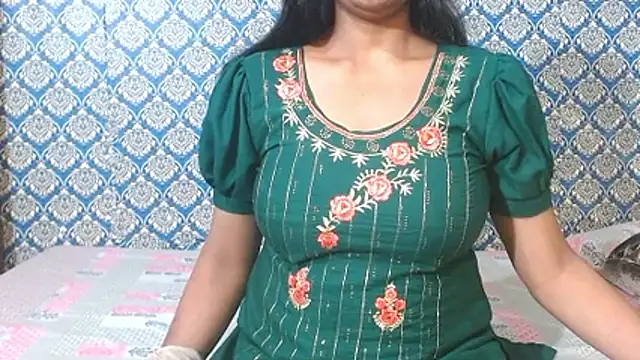 nikitahot3 online show from March 2, 8:43 am