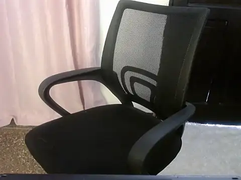 Snapshot of savage_laura chatting on October 23, 10:47 am savage laura online show from October 23, 10:47 am