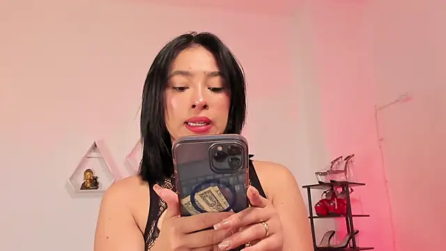 valerycolins online show from January 13, 2:17 am