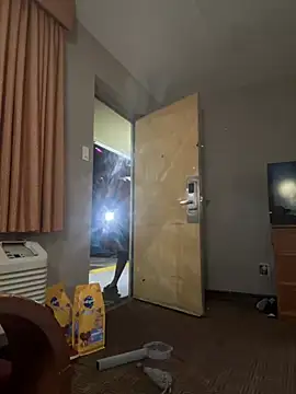 Stressreliever82 online show from April 9, 2:22 am