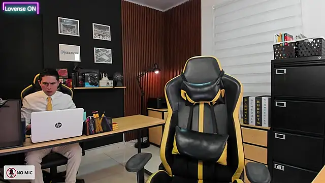 Snapshot of Office_Naughty_Girl chatting on March 14, 3:47 pm Office Naughty Girl online show from March 14, 3:47 pm