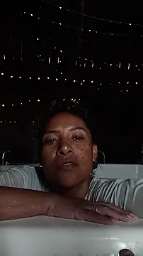 Snapshot of _Victoria_Hills chatting on November 5, 2:55 am Victoria Hills online show from November 5, 2:55 am