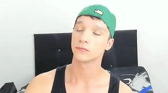 Snapshot of angelcortes chatting on January 16, 11:48 pm angelcortes online show from January 16, 11:48 pm