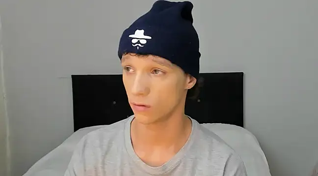 Snapshot of angelcortes chatting on March 22, 10:49 am angelcortes online show from March 22, 10:49 am