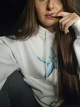 Snapshot of angel_eyees chatting on November 20, 6:29 pm angel eyees online show from November 20, 6:29 pm