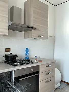 Snapshot of petrouchkaaa_ chatting on March 19, 9:13 am petrouchkaaa online show from March 19, 9:13 am